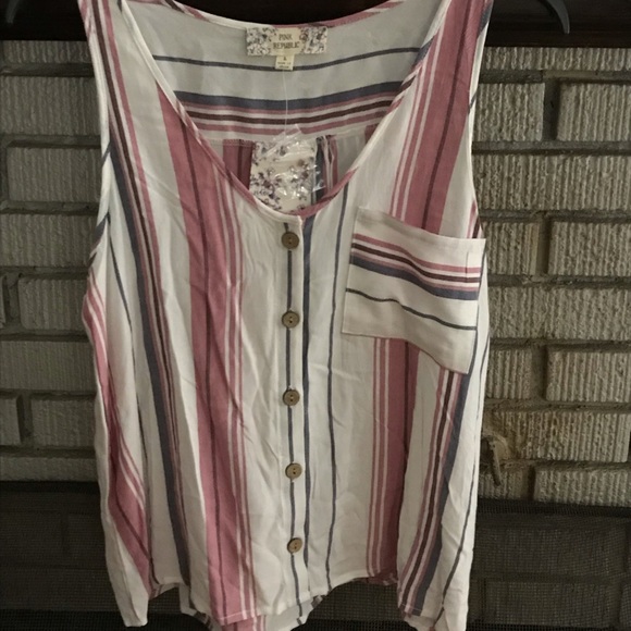 Sleeveless blouse - Picture 1 of 3